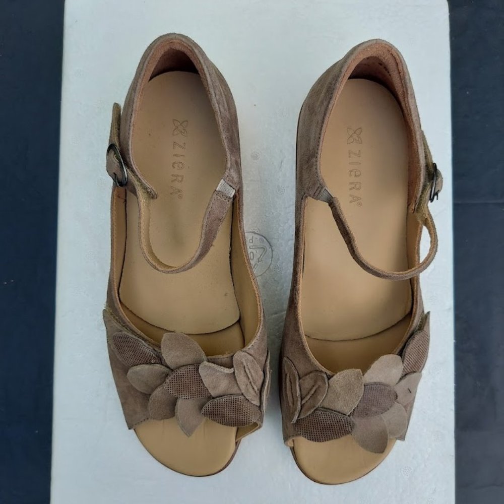 NEW Ziera Flower Dizzy Mary Jane Mauve Leather Suede Comfort Shoe Size EU 40